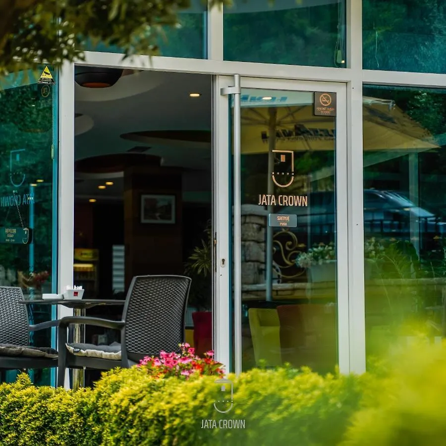 Jata Crown Hotel تيرانا