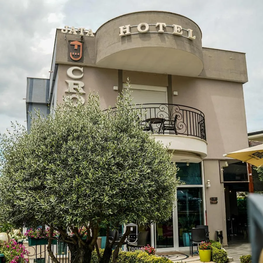 Jata Crown Hotel تيرانا
