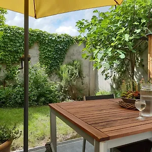  Bed & Breakfast Quiet In Near Parc - Intermezzo - Business & Leisure België